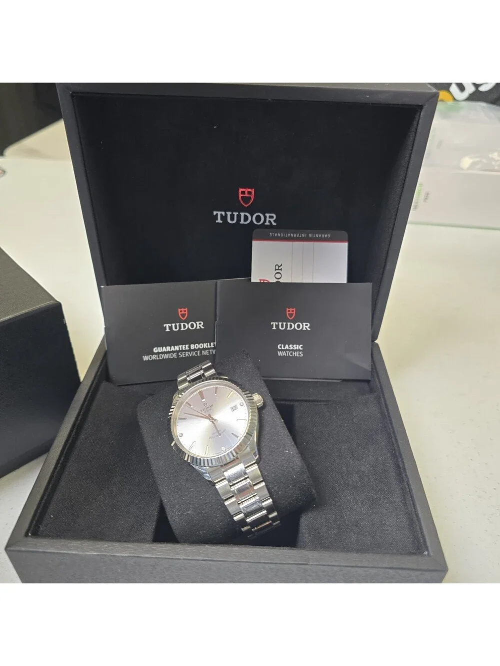 TUDOR Stvle M12510 38mm Stainless Steel silver diamond-set dial, Fluted Bezel